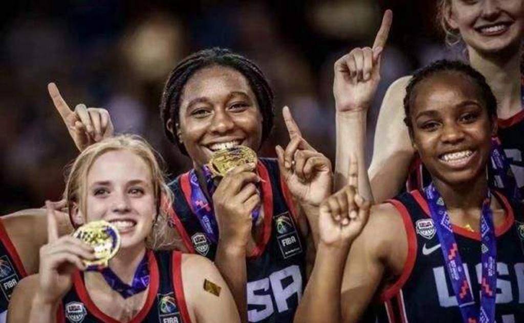 WNBA梦想vs银星,那些年我们追过的女篮经典对决 WNBA梦想vs银星,那些年我们追过的女篮经典对决